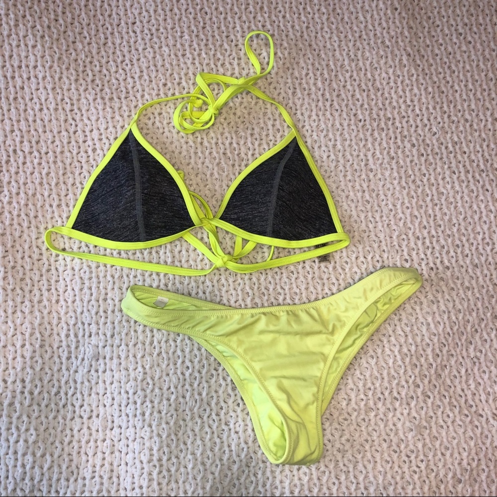 Neon VS Bikini